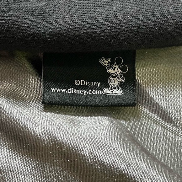 GAP Black Men's Sweater with Graphic Design-🔥 Vintage GAP x Disney Hoodie – Mens - Picture 4 of 5